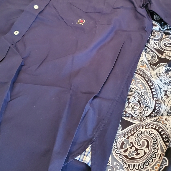 **3-for-30** Tommy Hilfiger Button Up, Navy Blue, Size XL - Picture 3 of 5